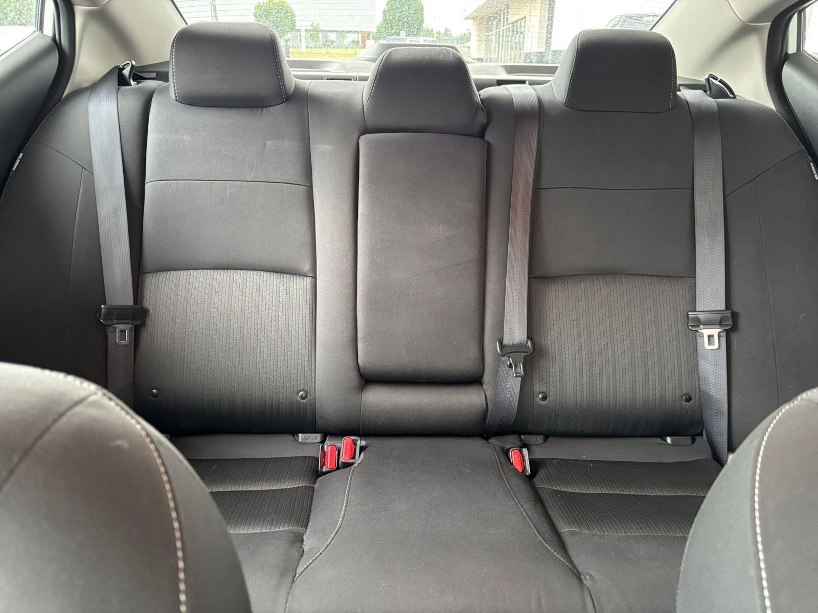 Used 2025 Nissan Altima 2.5 SV FWD image 38