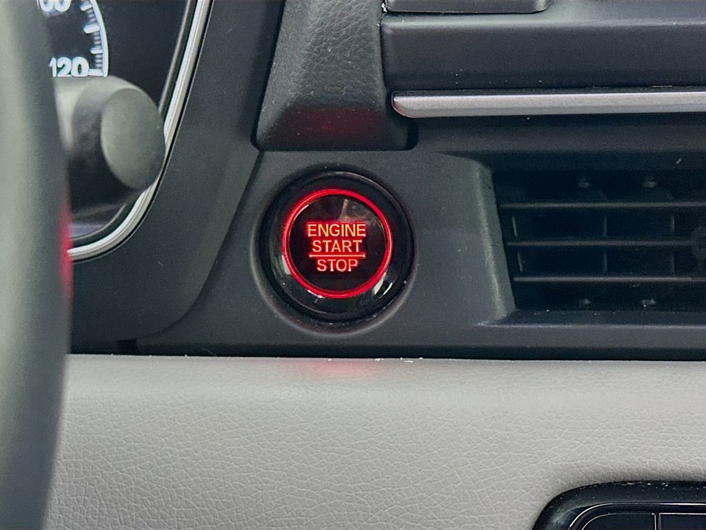 Used 2023 Honda Pilot Touring image 21