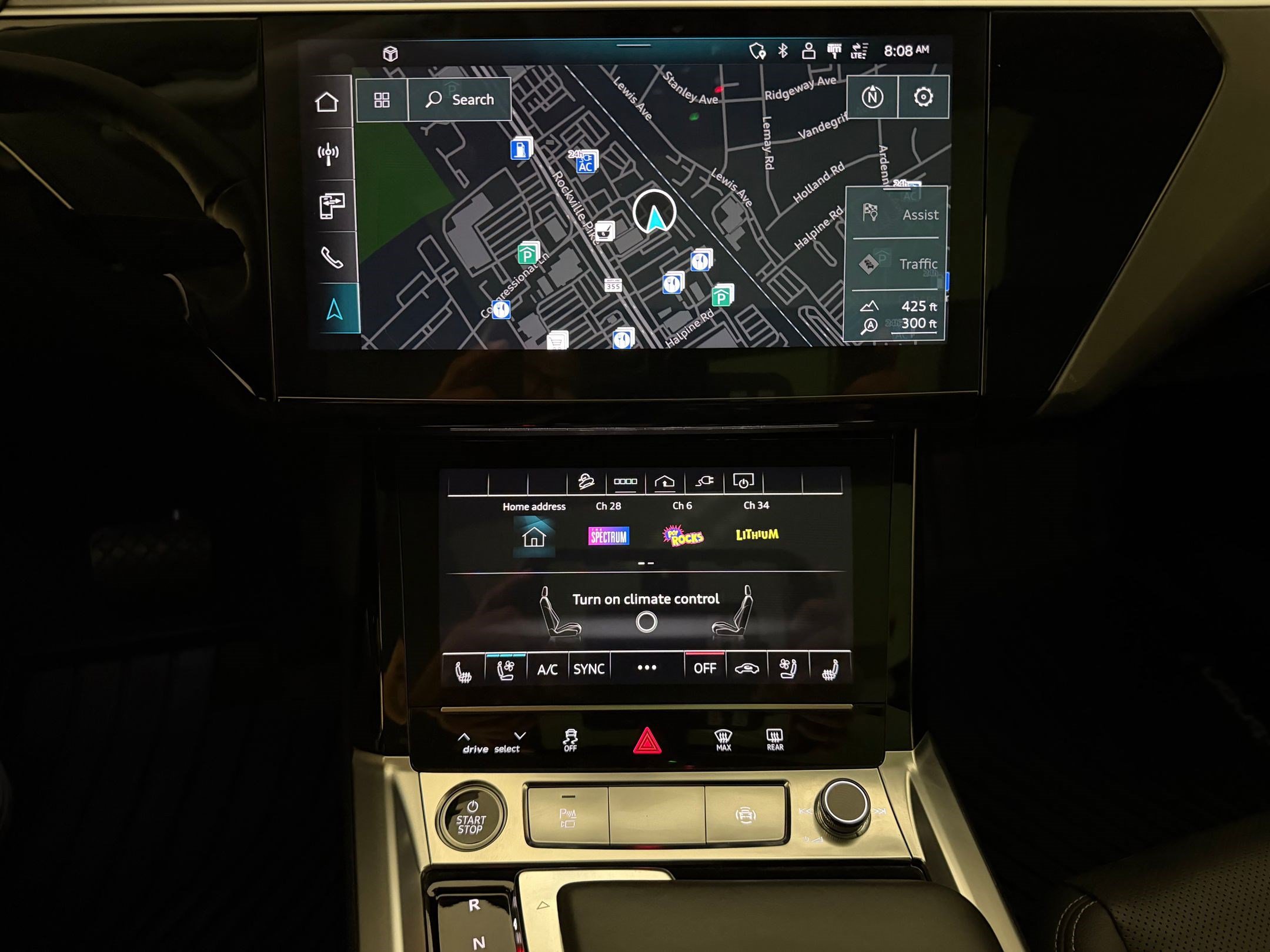 Certified 2024 Audi Q8 e-tron Premium Plus w/ Premium Plus Package AWD/4WD image 20
