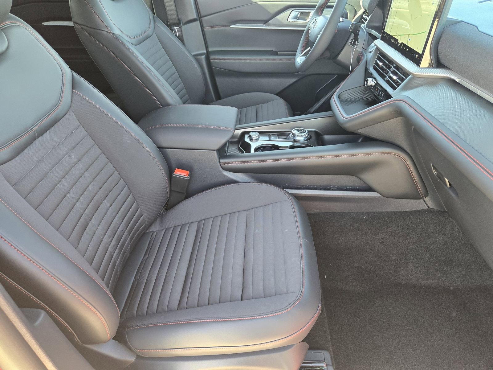 New 2026 Ford Explorer ST-Line image 16