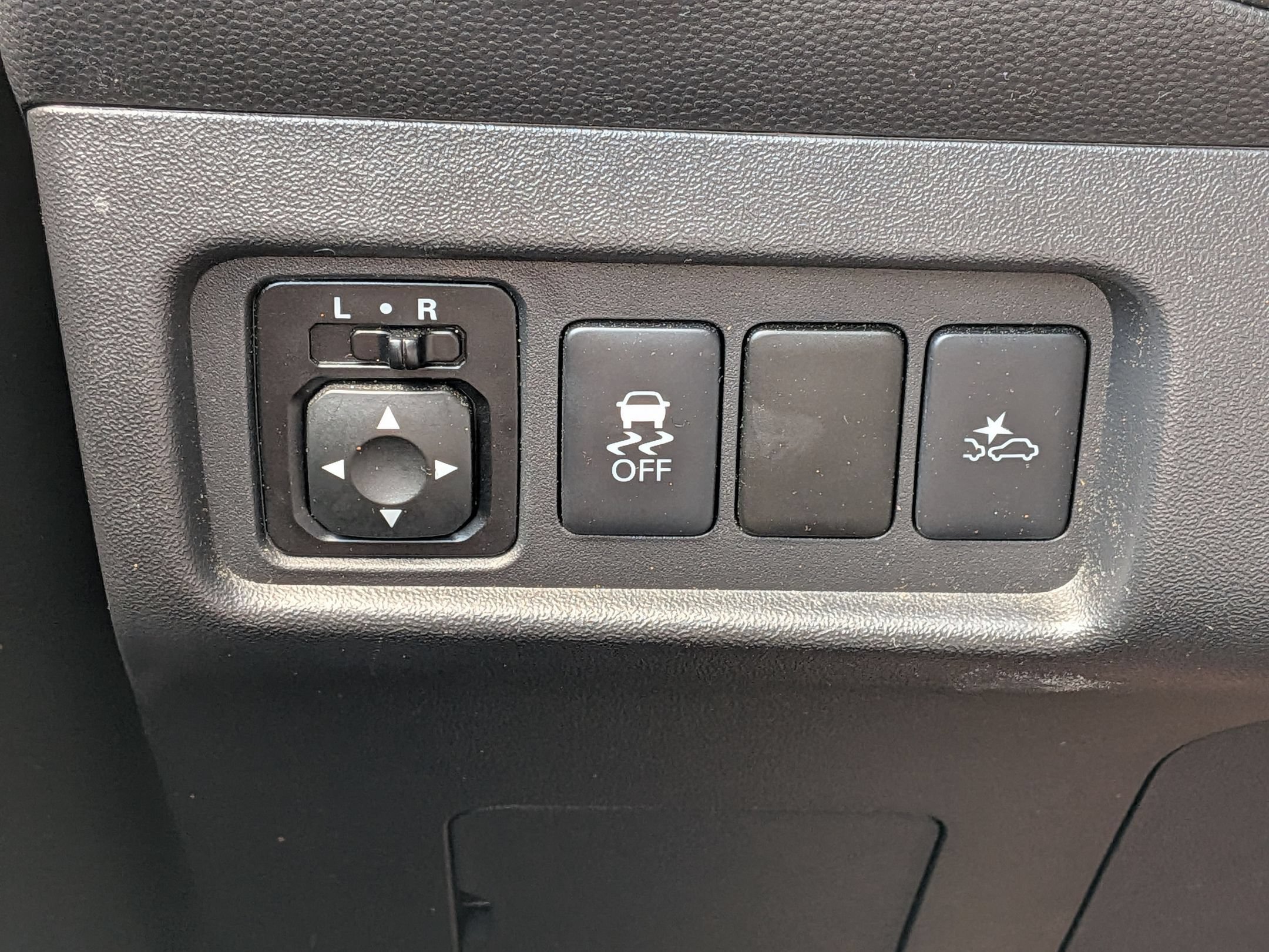Used 2024 Mitsubishi Mirage G4 LE FWD image 17