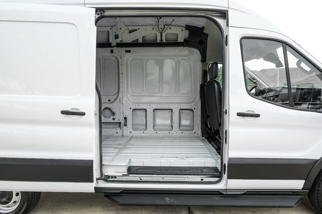 Used 2025 Ford Transit 350 148 High Roof Extended RWD image 36