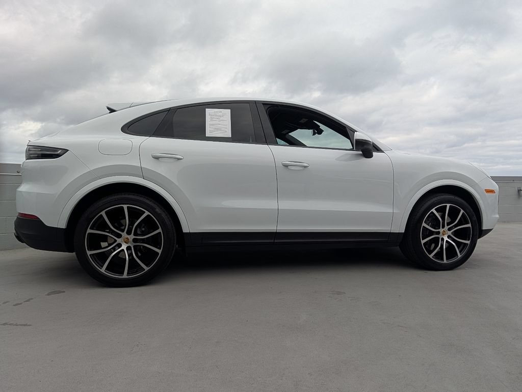 Certified 2023 Porsche Cayenne Platinum Edition AWD/4WD image 24
