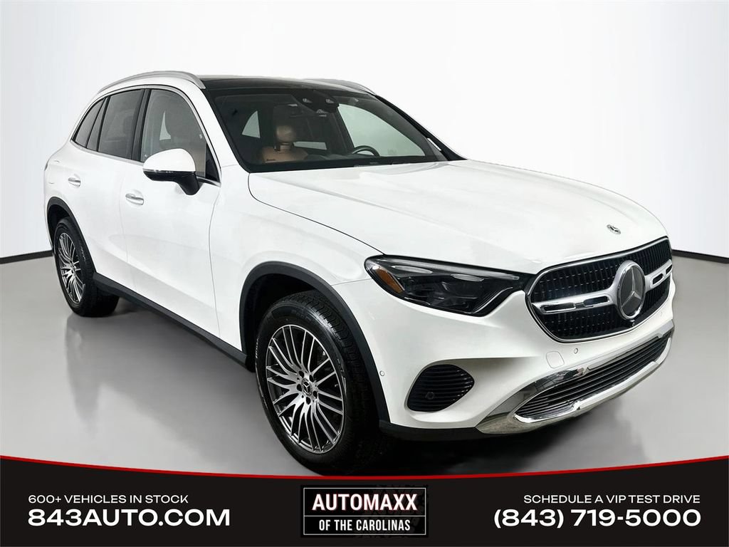 Used 2023 Mercedes-Benz GLC 300 4MATIC w/ Pinnacle Trim Package