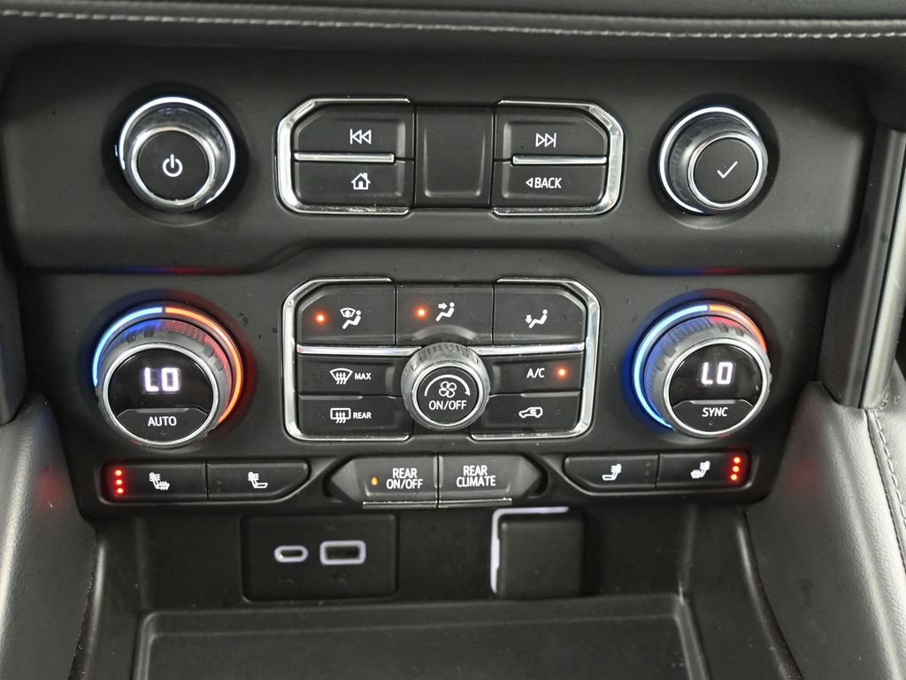 Used 2021 Chevrolet Tahoe Z71 w/ Rear Media and Nav Package AWD/4WD image 16