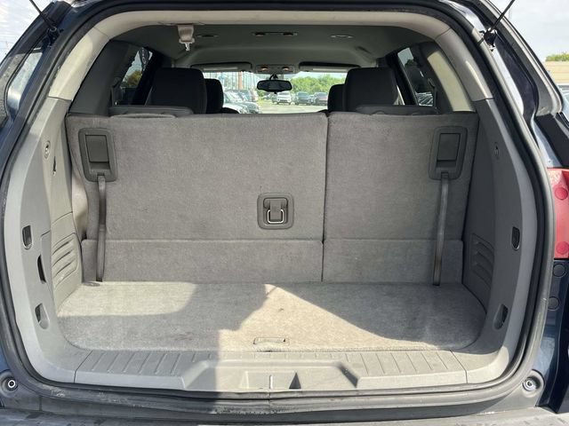 Used 2011 Chevrolet Traverse LS FWD image 21