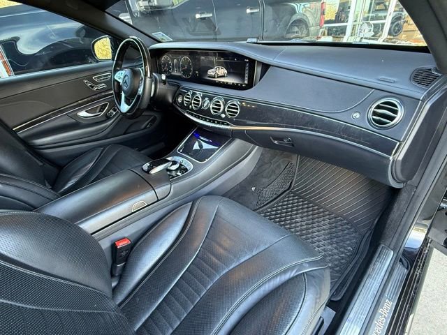 Used 2019 Mercedes-Benz S 560 4MATIC Sedan image 17