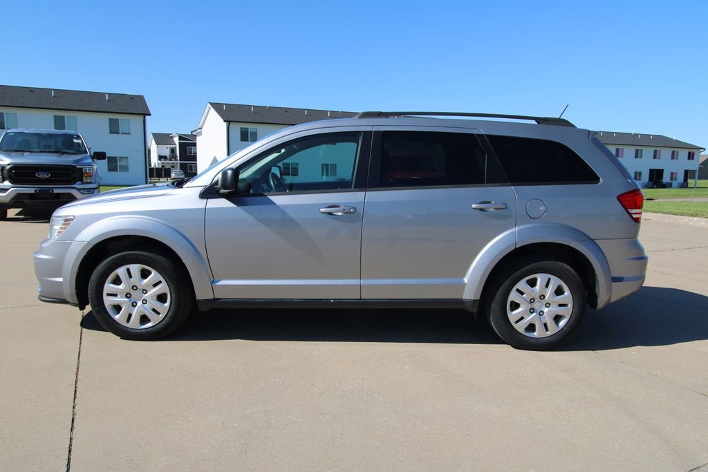 Used 2018 Dodge Journey SE FWD image 16