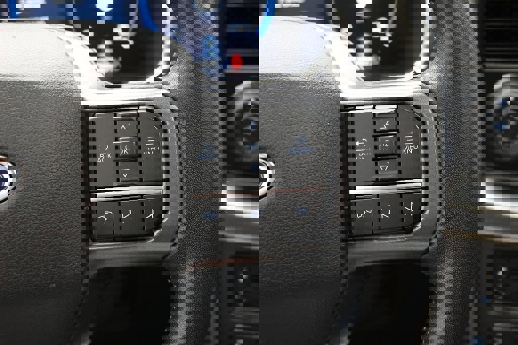 Used 2023 Ford F150 Lariat w/ Equipment Group 502A High image 26