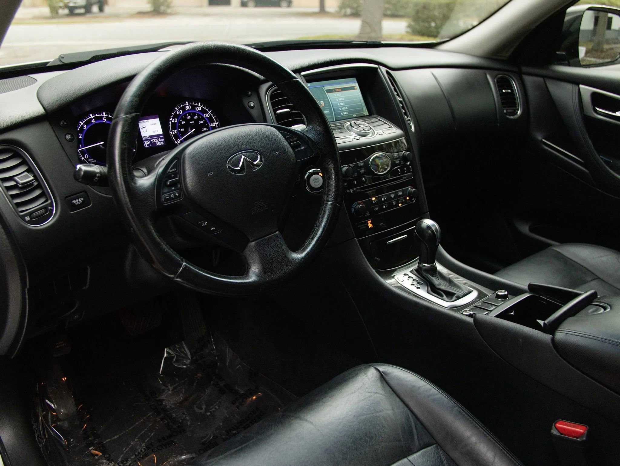 Used 2017 INFINITI QX50 2WD image 16