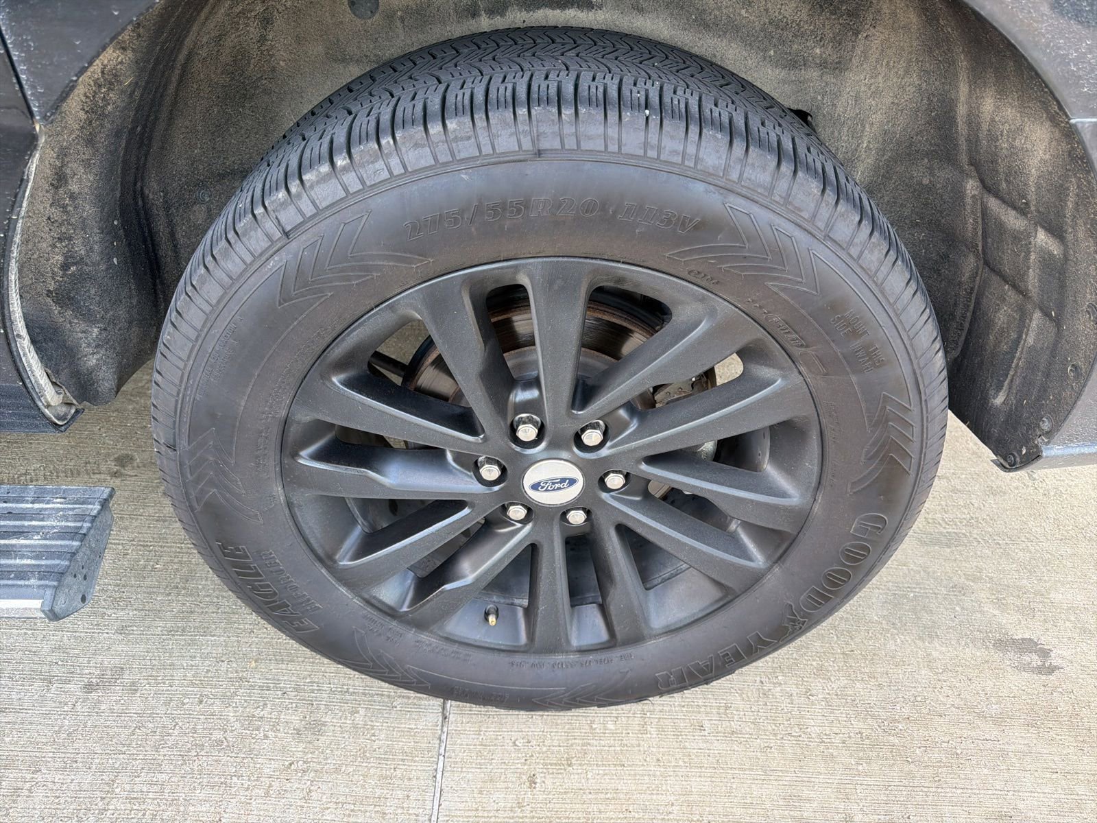 Used 2019 Ford Expedition Max Limited RWD image 12