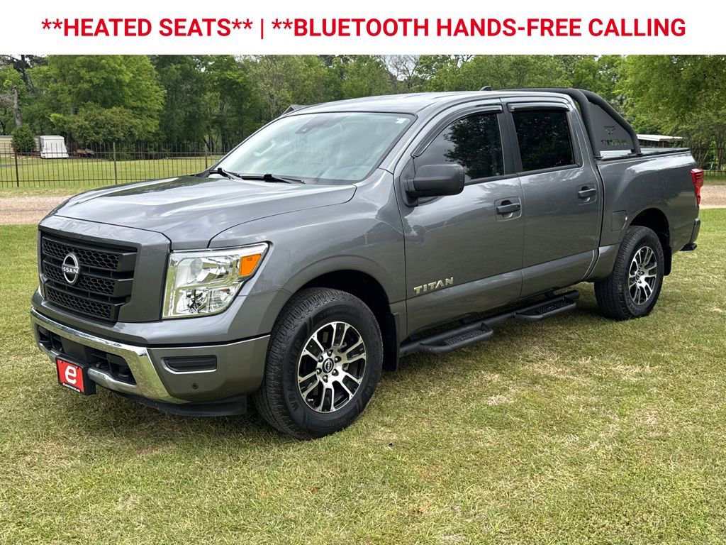 Used 2023 Nissan Titan SV w/ SV Convenience Package image 3