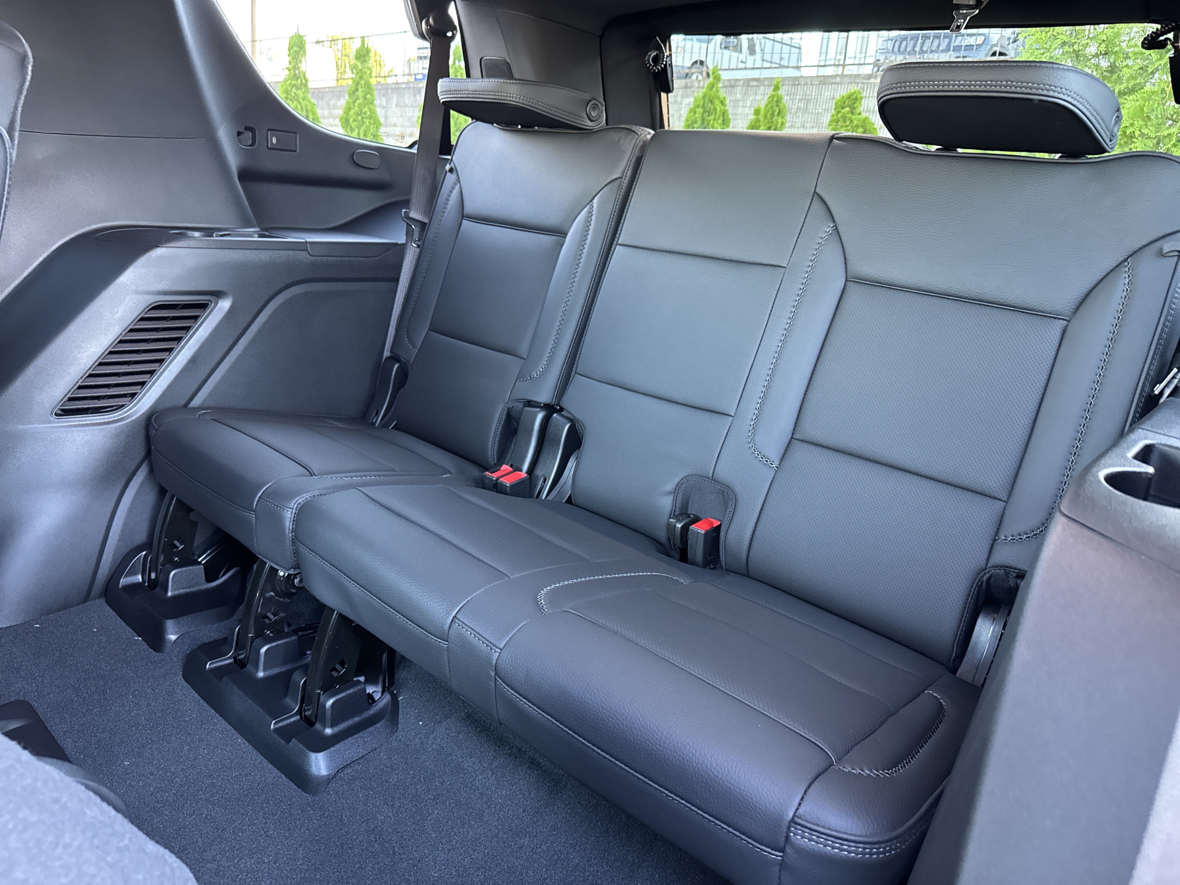New 2026 GMC Yukon Denali AWD/4WD image 30