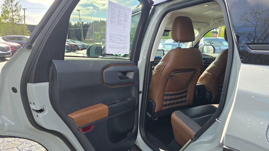 Used 2021 Ford Bronco Sport Outer Banks w/ Outer Banks Package (96D) image 15