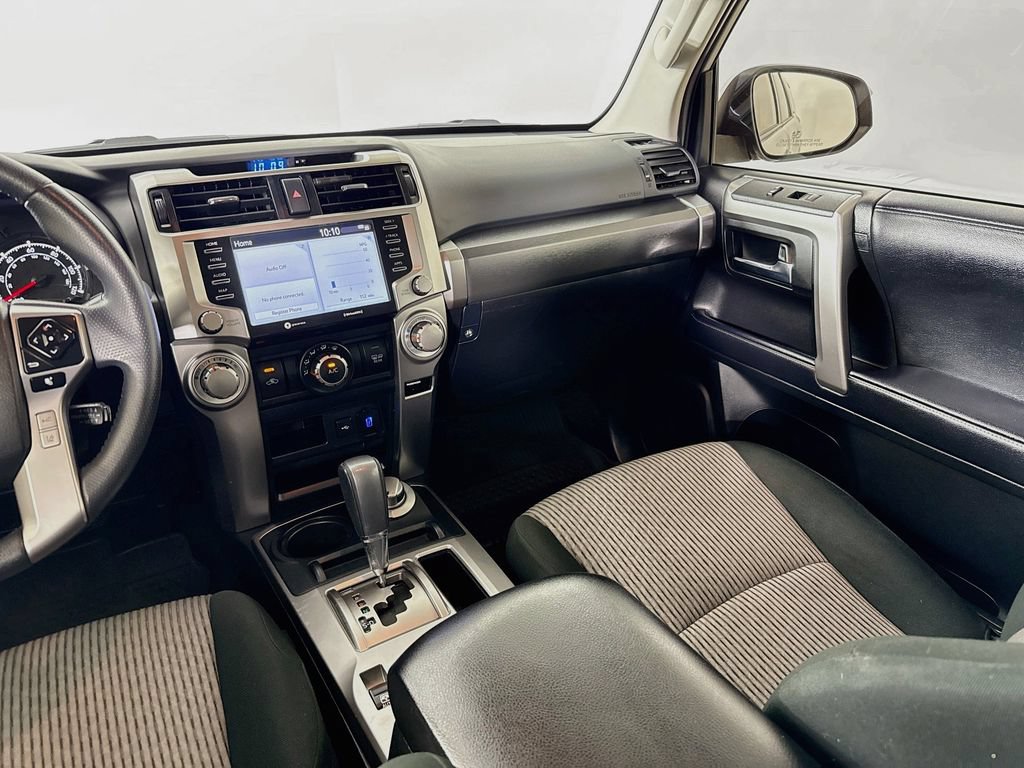 Certified 2022 Toyota 4Runner SR5 AWD/4WD image 24