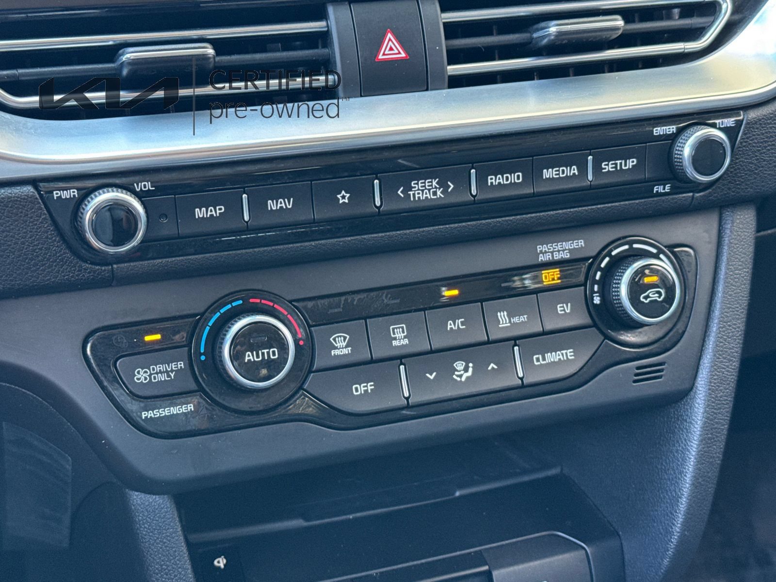 Certified 2022 Kia Niro EX FWD image 21