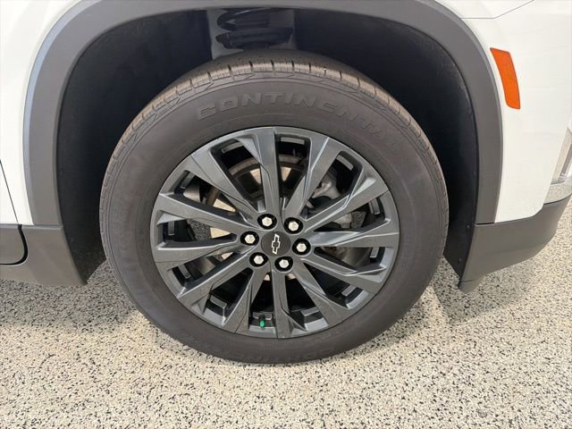 Used 2023 Chevrolet Traverse RS AWD/4WD image 38