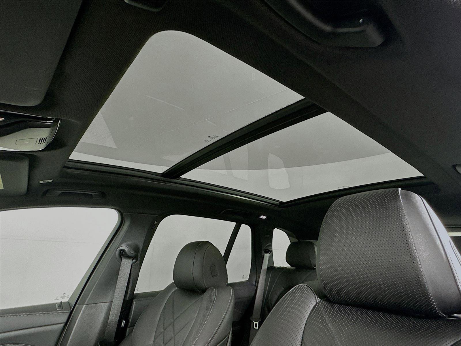 Used 2023 BMW X5 xDrive40i w/ Premium Package image 17