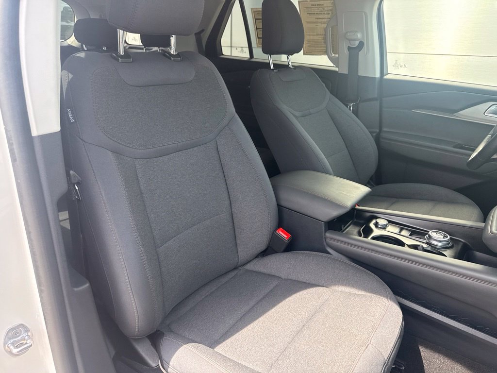 Certified 2026 Ford Explorer Active RWD image 28