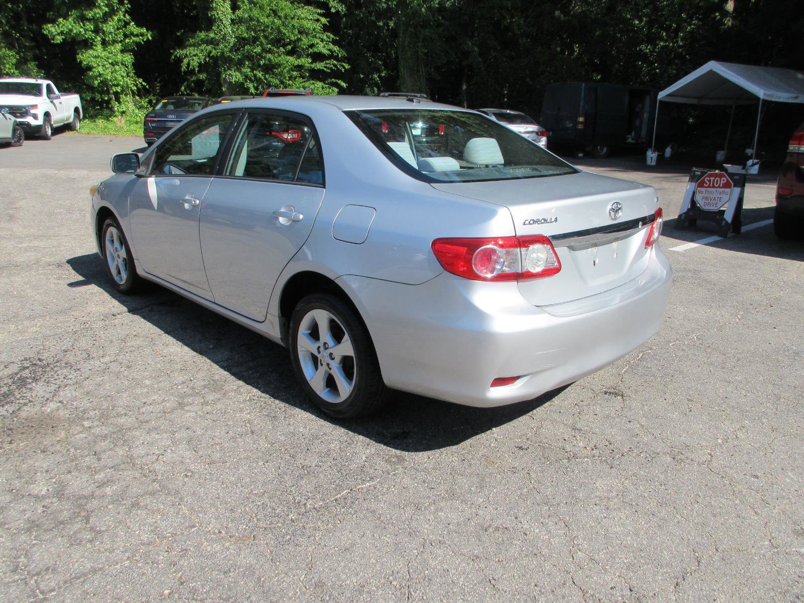 Used 2012 Toyota Corolla LE w/ Premium Pkg FWD image 3