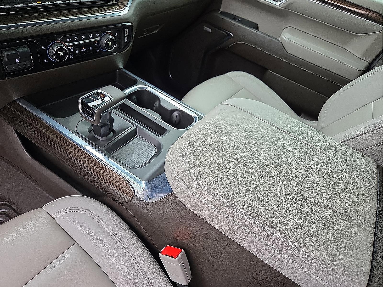 Used 2024 Chevrolet Silverado 1500 RST image 25