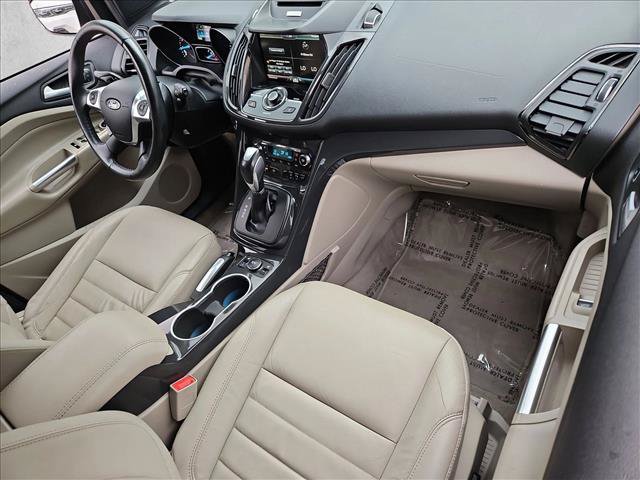 Used 2015 Ford Escape Titanium w/ Equipment Group 301A AWD/4WD image 22