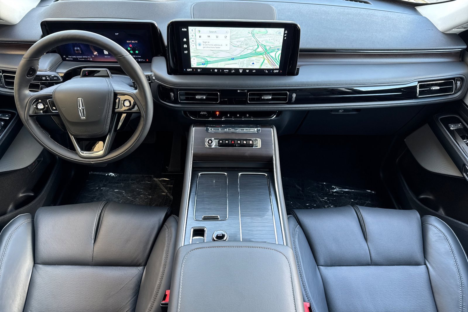 New 2025 Lincoln Aviator Reserve w/ Luxury Package image 12