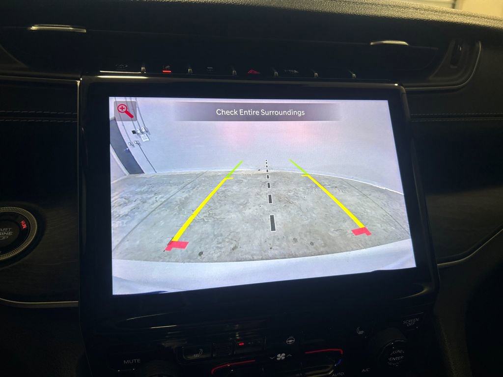 Used 2021 Jeep Grand Cherokee L Limited image 23