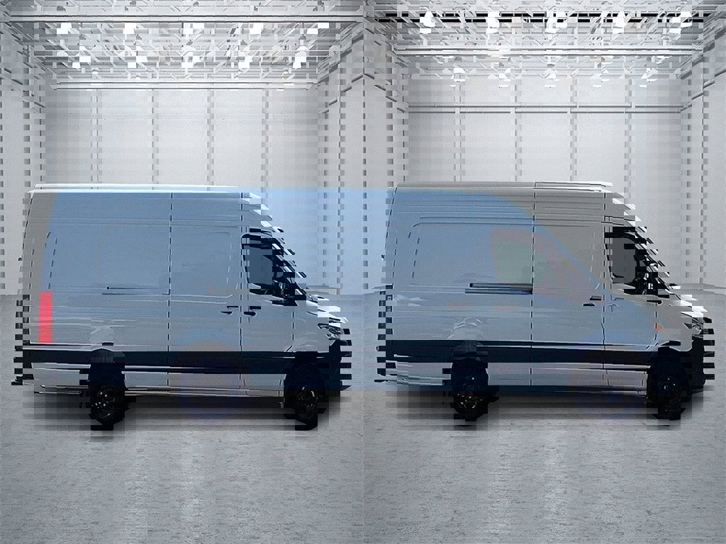 New 2025 Mercedes-Benz Sprinter 3500 image 4