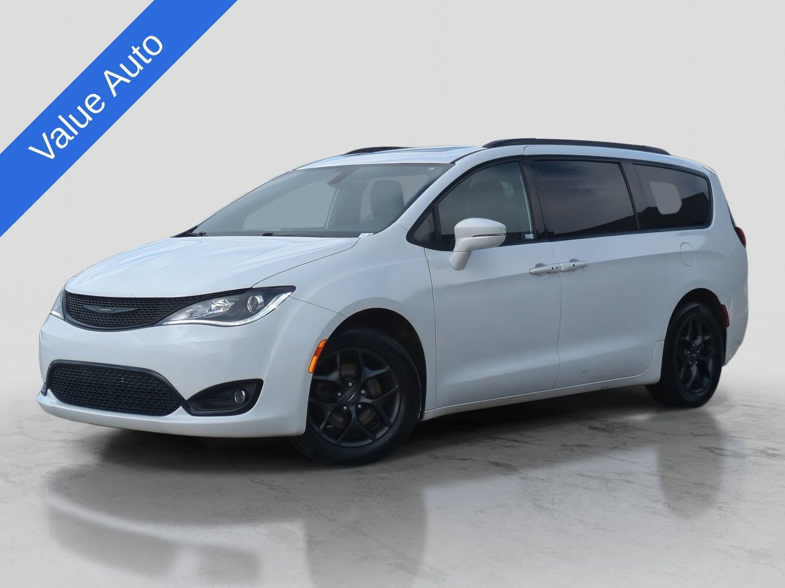 Used 2019 Chrysler Pacifica Limited w/ S Appearance Package image 1