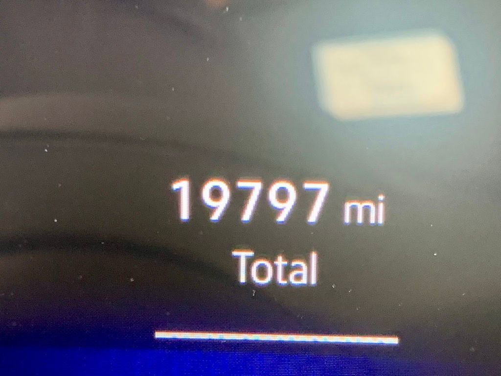 Used 2024 Volkswagen Jetta SE image 33