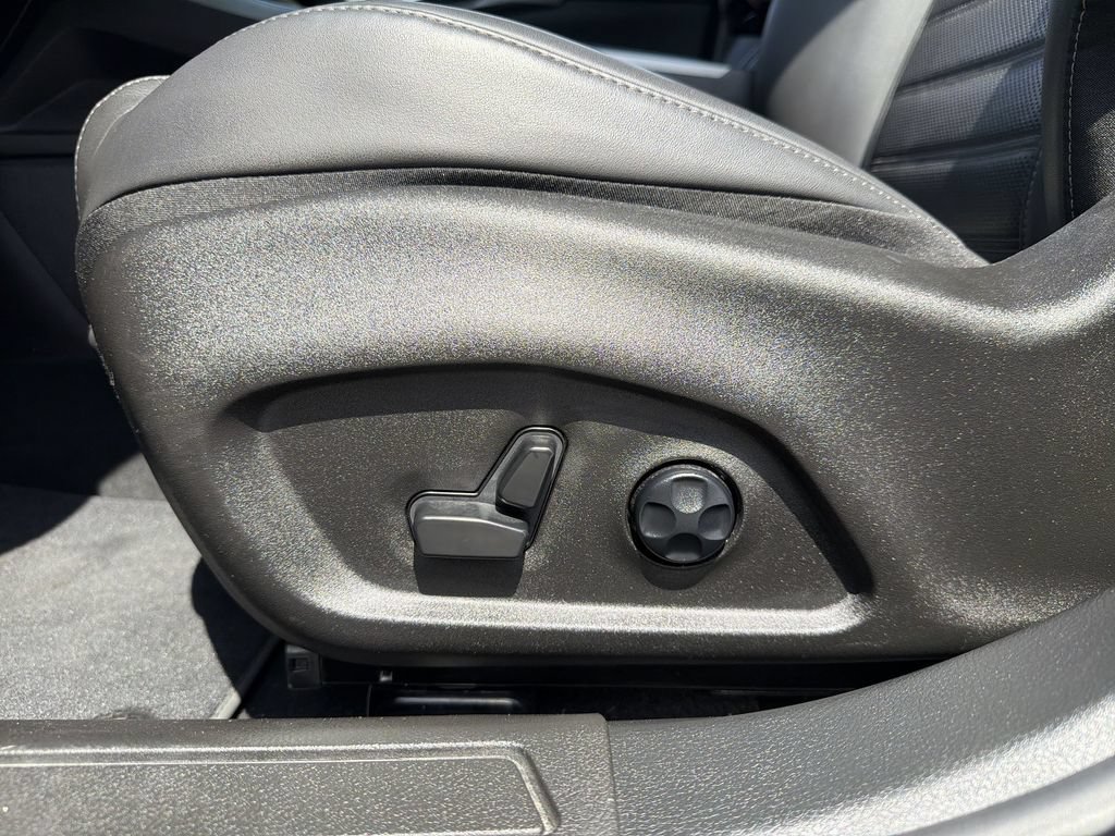 Used 2024 Dodge Hornet R/T Plus AWD/4WD image 14