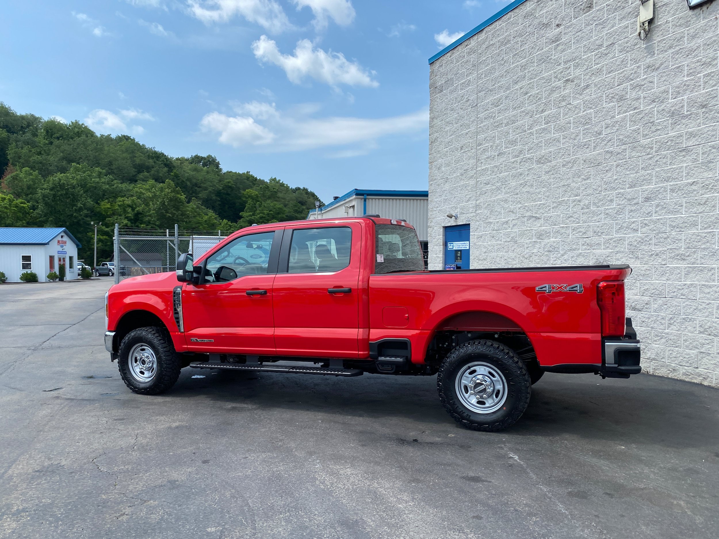 New 2026 Ford F250 XL AWD/4WD image 7