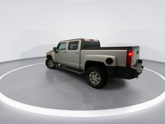 Used 2010 HUMMER H3T Luxury w/ Appearance Package image 2