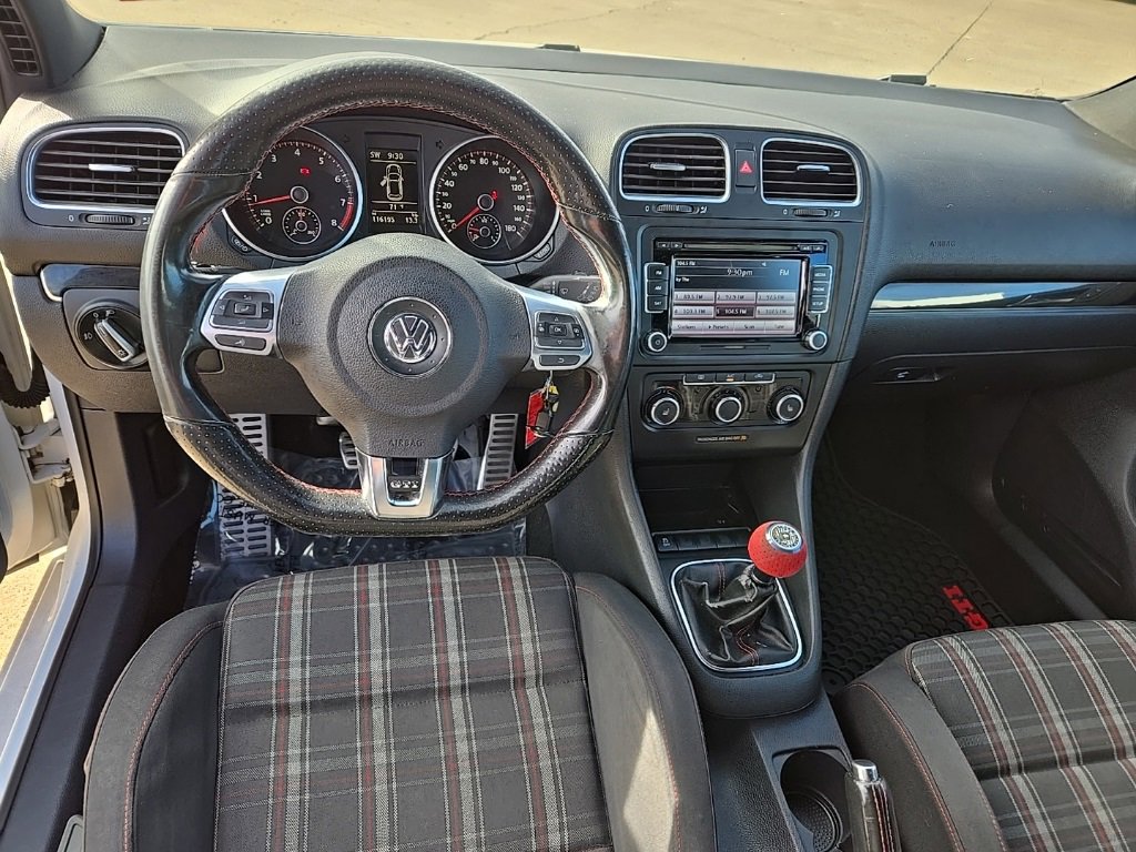 Used 2013 Volkswagen GTI 2-Door image 38