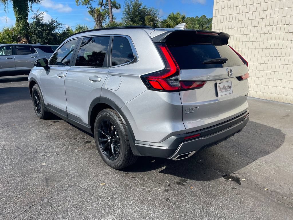 Used 2025 Honda CR-V Sport image 3