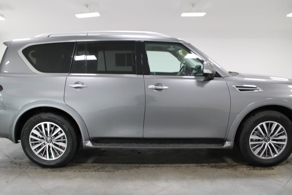Used 2024 Nissan Armada SL image 12