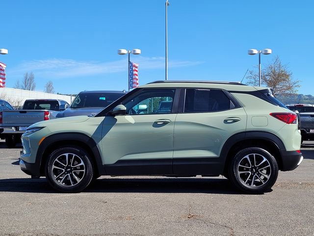 Used 2025 Chevrolet TrailBlazer LT w/ Convenience Package image 9