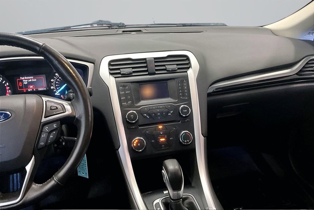 Used 2014 Ford Fusion SE w/ Equipment Group 201A image 9