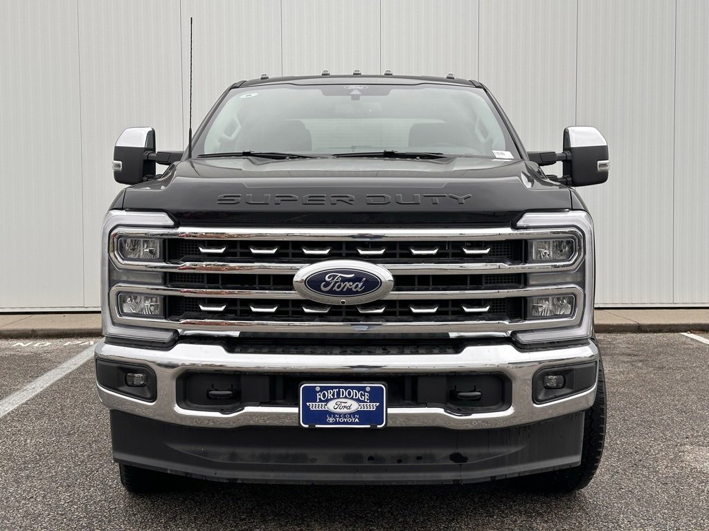 New 2025 Ford F250 Lariat w/ Chrome Package image 4