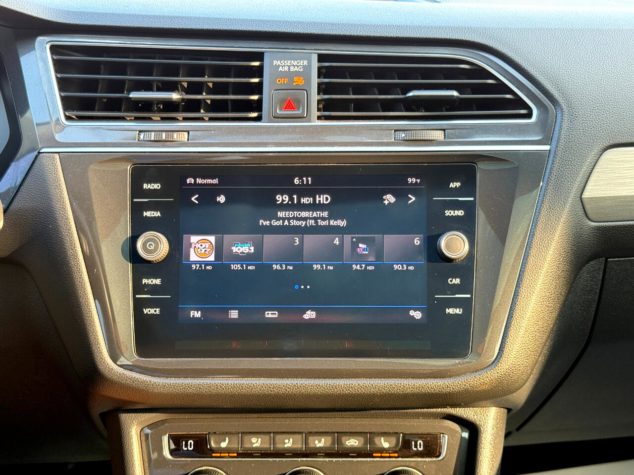 Used 2019 Volkswagen Tiguan SE w/ Panoramic Sunroof Package image 56