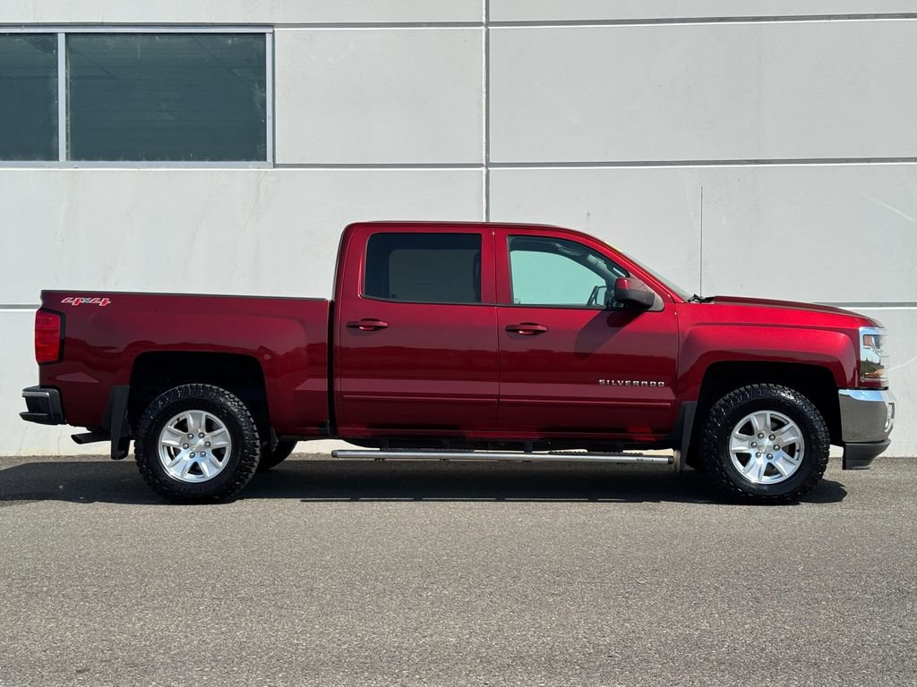 Used 2017 Chevrolet Silverado 1500 LT w/ All Star Edition AWD/4WD image 8