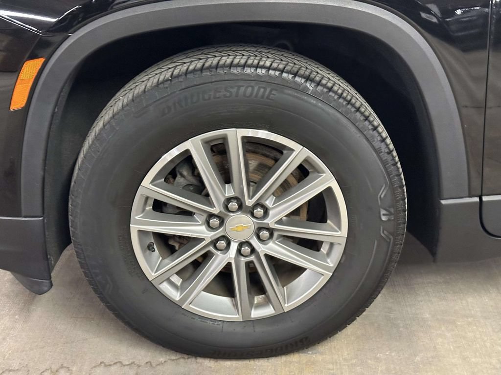 Certified 2023 Chevrolet Traverse LT AWD/4WD image 10