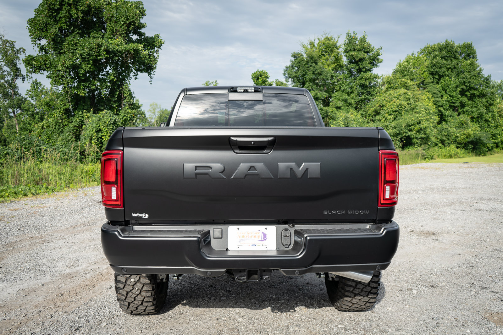 New 2026 RAM 2500 Laramie w/ Night Edition AWD/4WD image 17