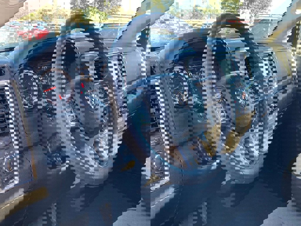 Used 2024 RAM 1500 Classic SLT image 8