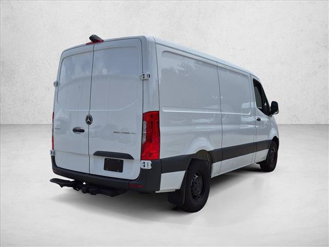 Used 2025 Mercedes-Benz Sprinter 2500 image 5