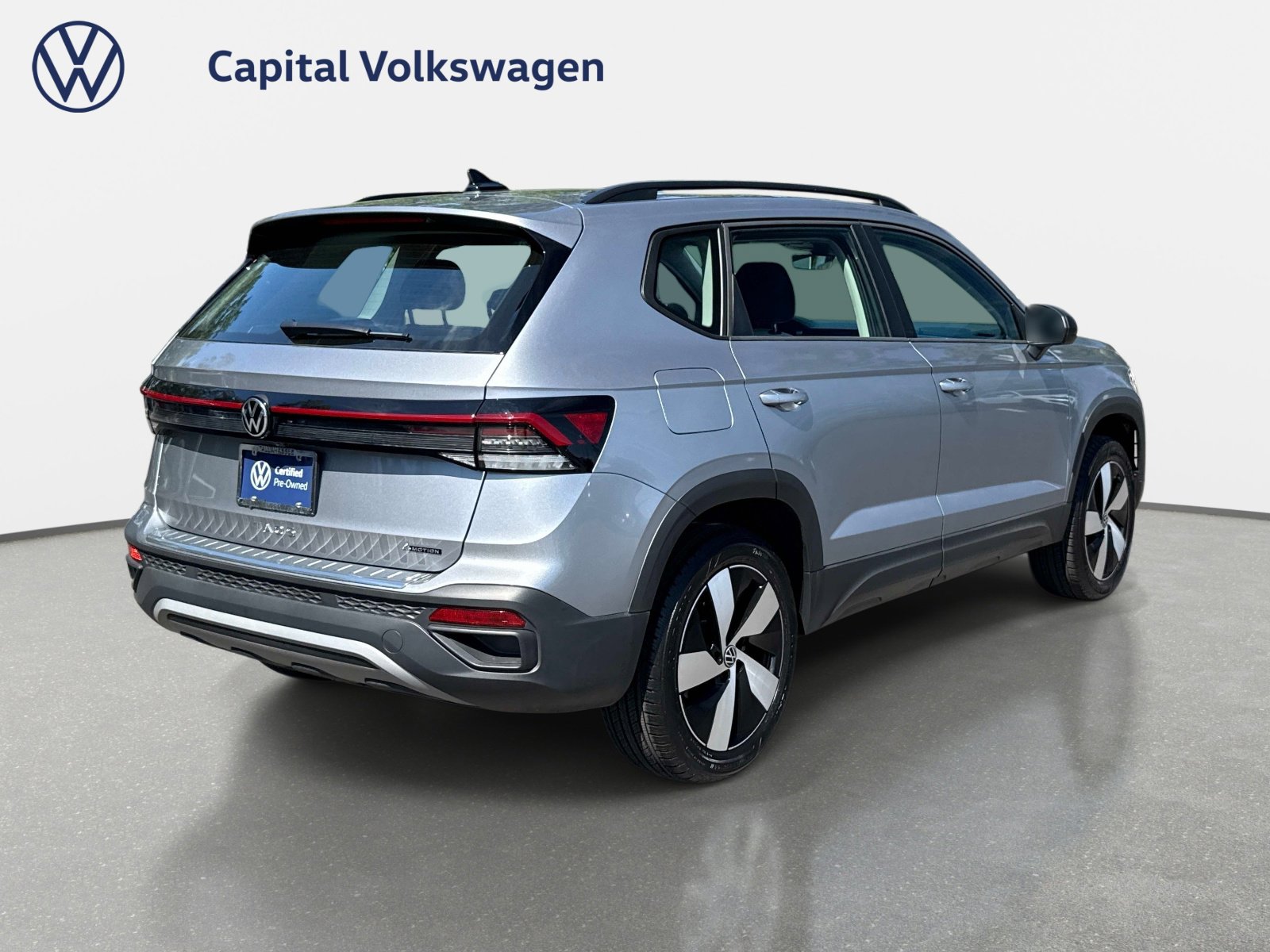 Used 2025 Volkswagen Taos S AWD/4WD image 5