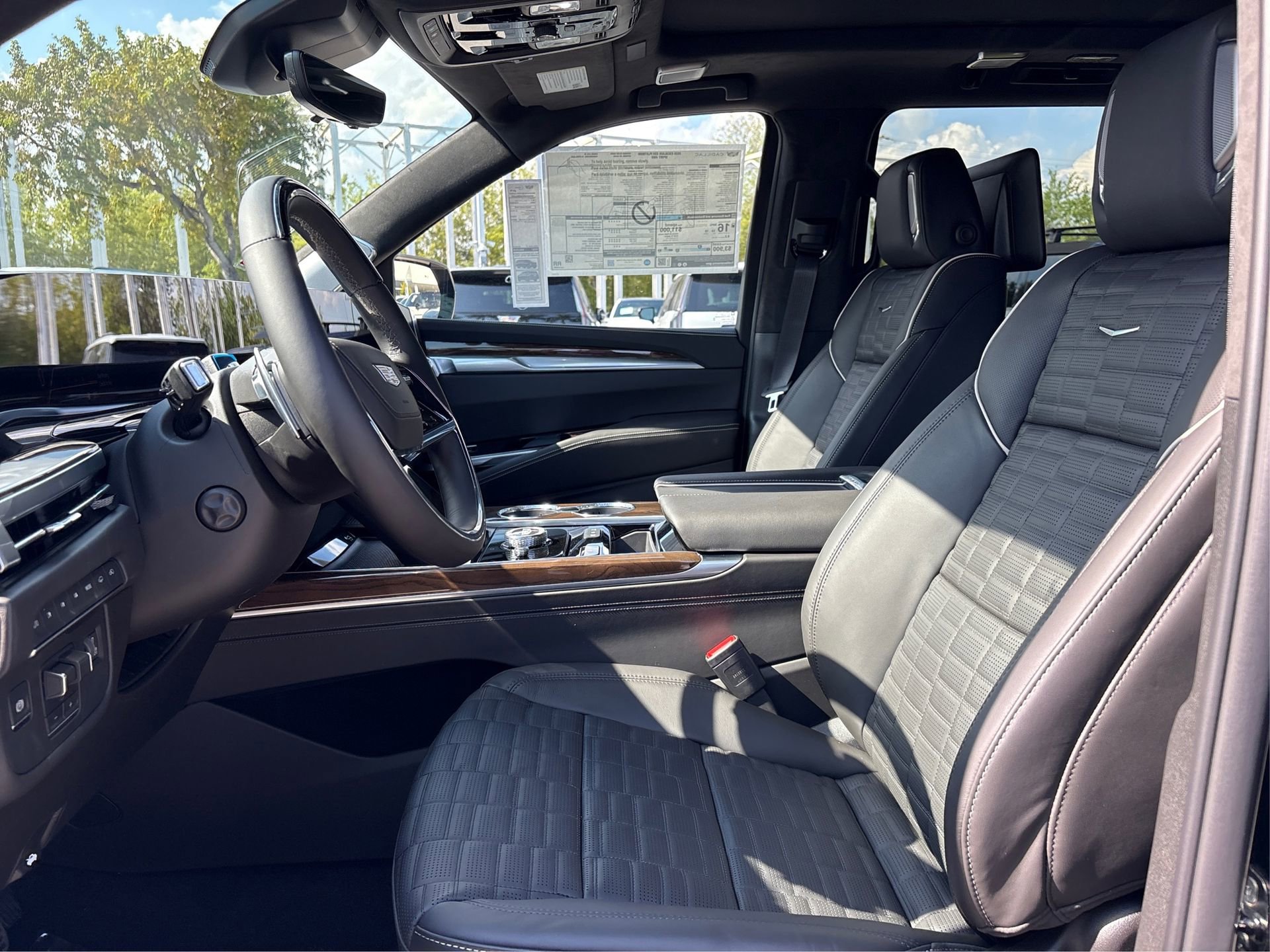 New 2026 Cadillac Escalade ESV Platinum Sport w/ LPO, ONYX Package image 9