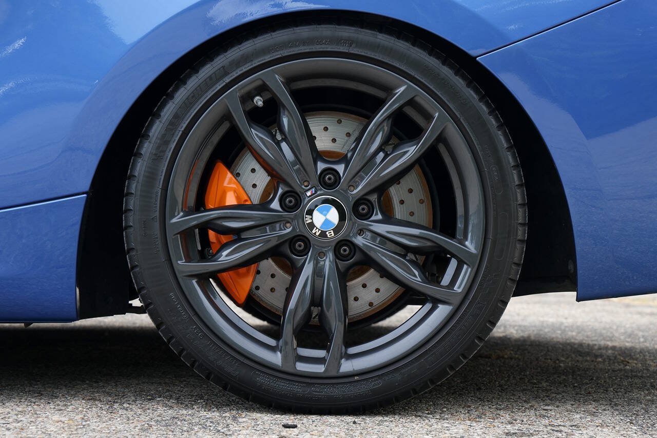 Used 2017 BMW M240i Coupe RWD image 6