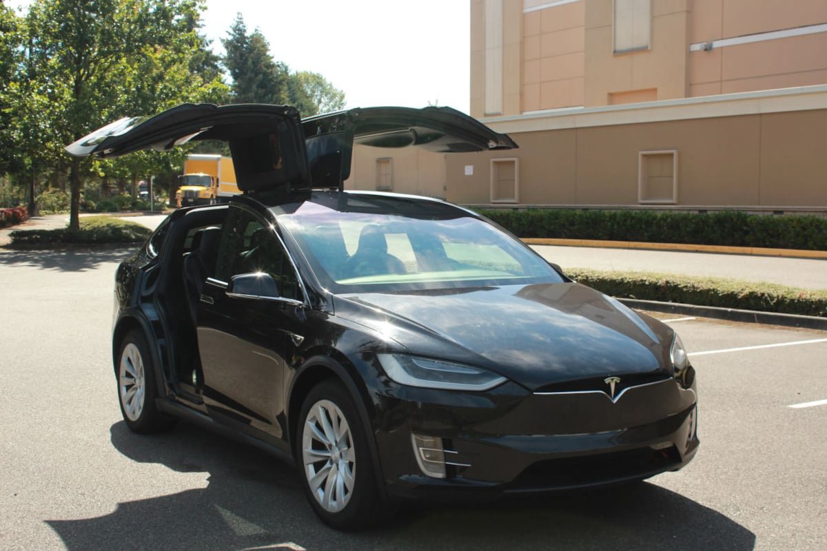 Used 2016 Tesla Model X 90D AWD/4WD image 13